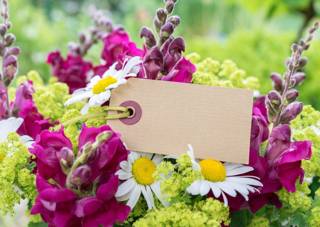 what-to-write-on-funeral-flowers