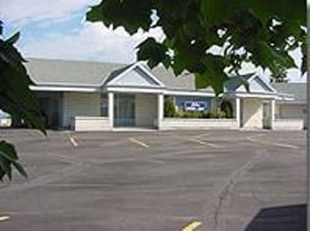 Exterior shot of Nelson Funeral Home
