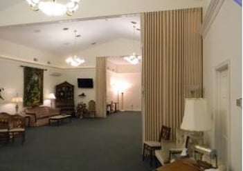 Interior shot of Hill & Kunselman Funeral Home