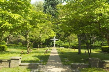 Exterior shot of Knollwood Memorial Park